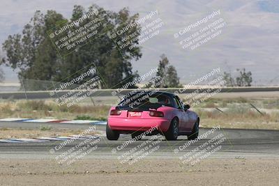 media/Jun-02-2024-CalClub SCCA (Sun) [[05fc656a50]]/Group 3/Qualifying/